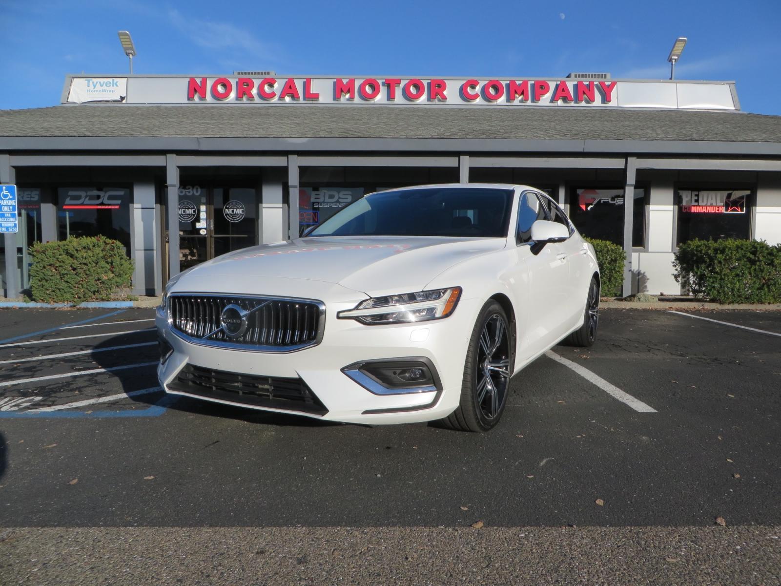 2019 White /BROWN Volvo S60 Inscription (7JRA22TL8KG) with an 4-Cyl, Drive-E, Turbo, Supercharged, 2.0 Liter engine, Automatic, 8-Spd Geartronic w/Adaptive Shift transmission, located at 2630 Grass Valley Highway, Auburn, CA, 95603, (530) 508-5100, 38.937893, -121.095482 - Photo #0